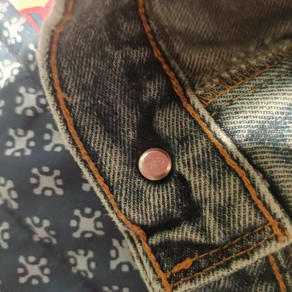 Vintage Levi 550 Denim Shorts sz 33 - Picture 7 of 8